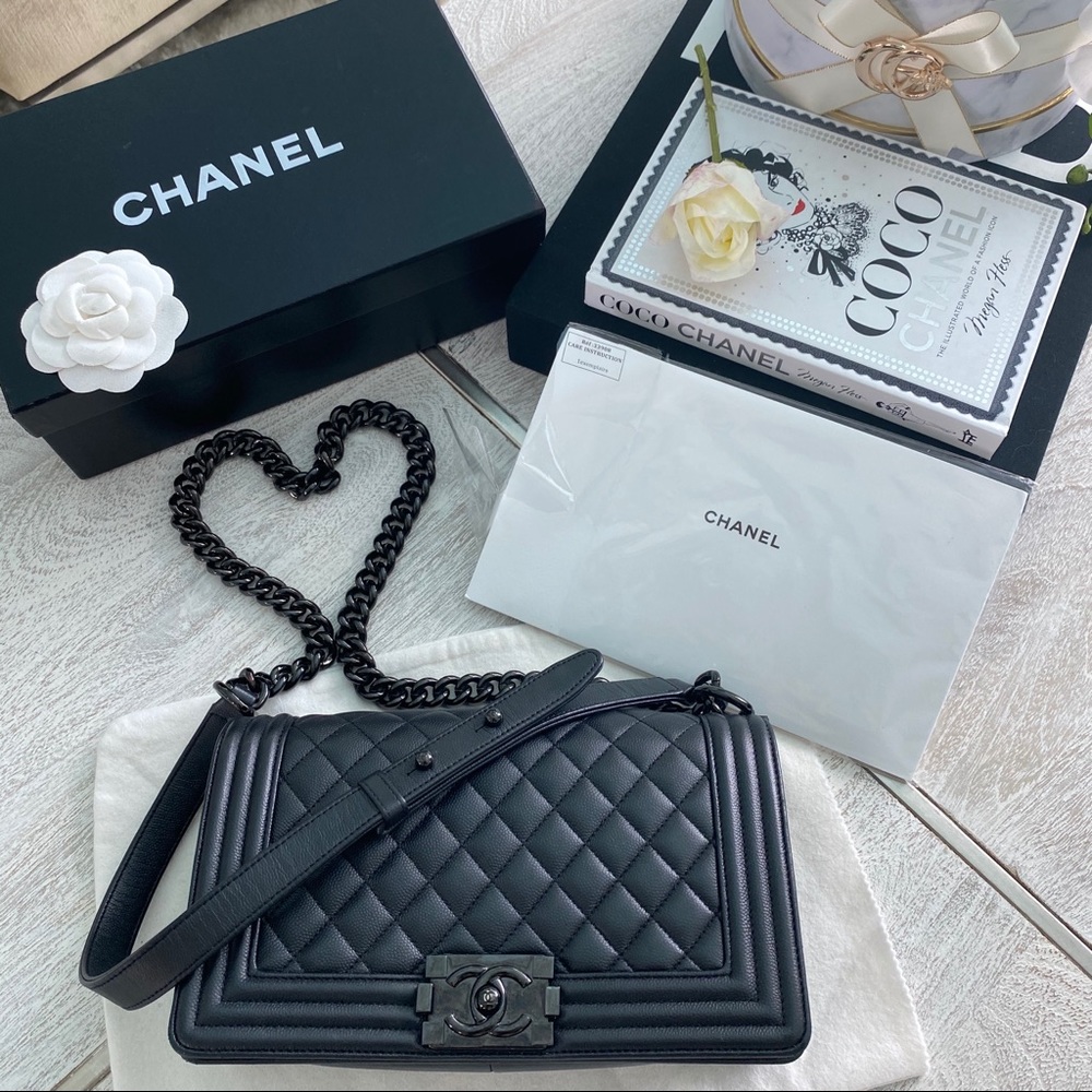 Chanel So Black Boy Bag sz Medium - Picture 2 of 15